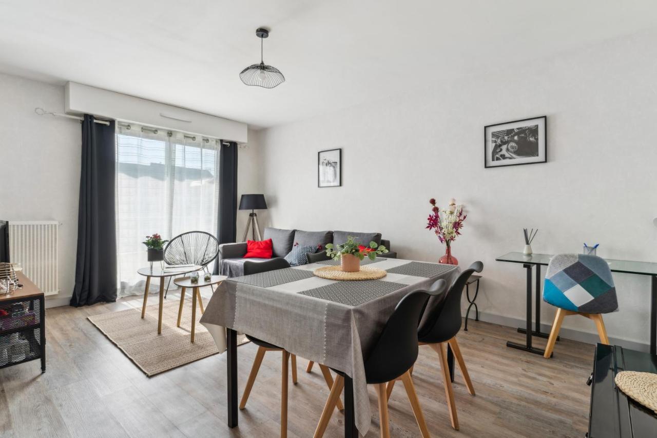 Apartment La Jol'nantaise - Proche Tram Ligne 2 & 3 Et Bus